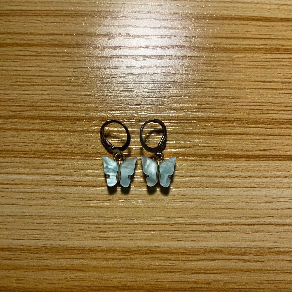 Elegant Butterfly Earrings in Blue